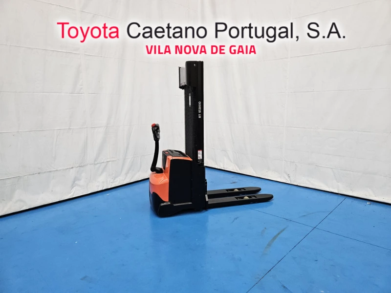 Stacker Elétrico BT Staxio SWE120L – 6401639